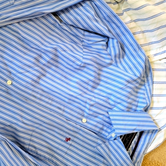 Lot of 4 A&F, Hollister dress shirts - Picture 4 of 7